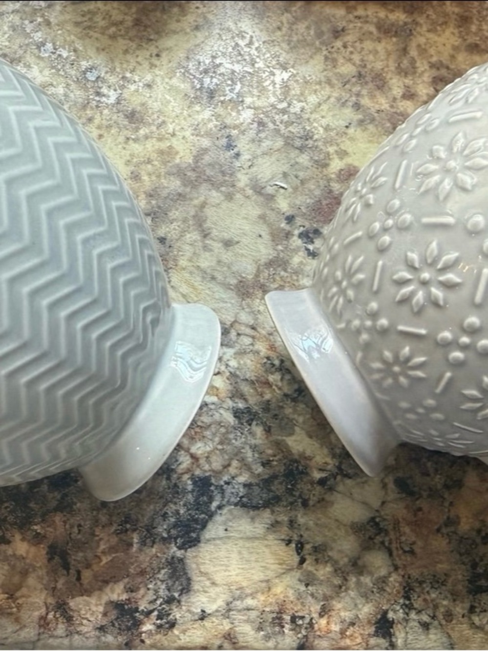 coffee/tea mugs